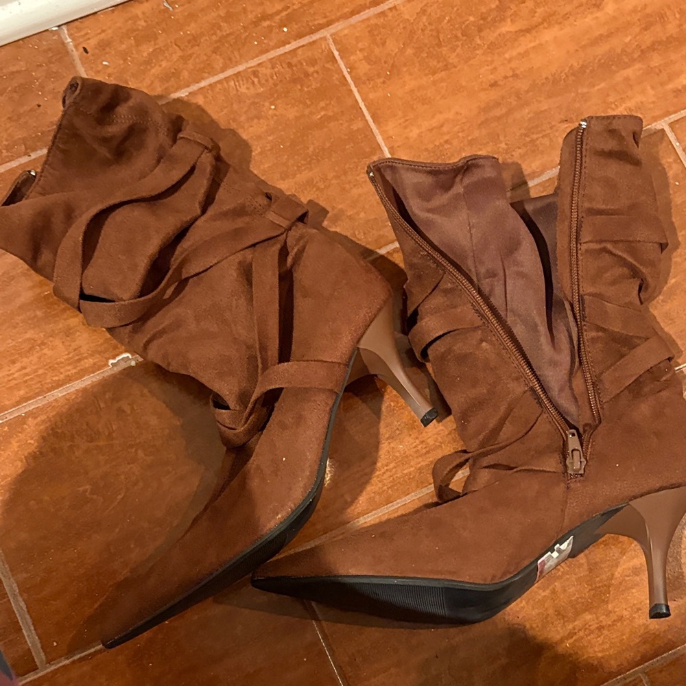 Splash Brown Heeled Boots